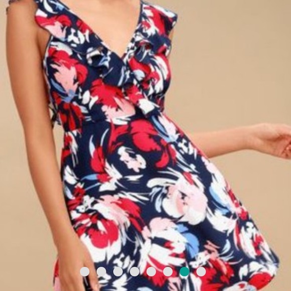 LULUS Red Blue Fit & Flare Swing Floral Dress Open Back Size Small - Picture 2 of 10